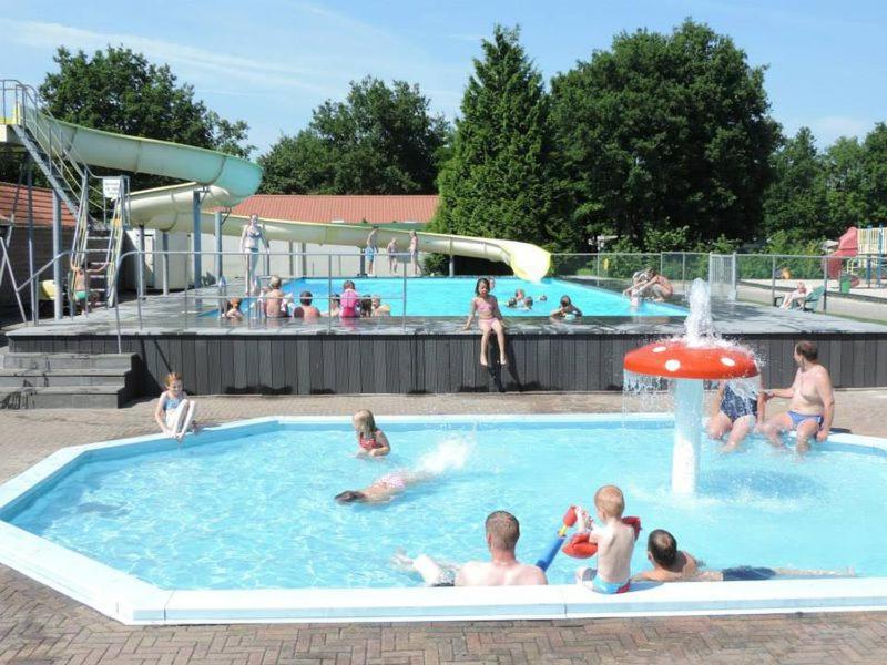 Mulder'S Vakantiehuis, Jaarplaats 108 Op Recreatiepark De Tien Heugten Schoonloo Exteriér fotografie